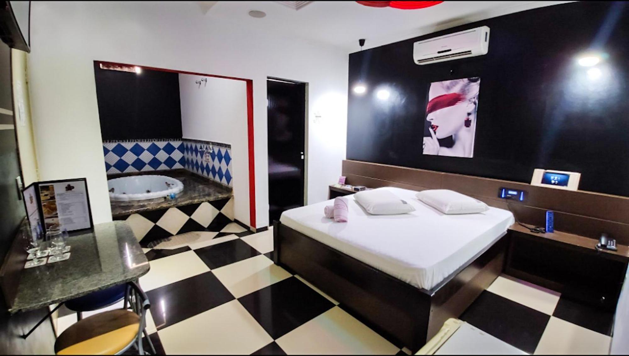 Hotel del amor Sp & (adults Only) *