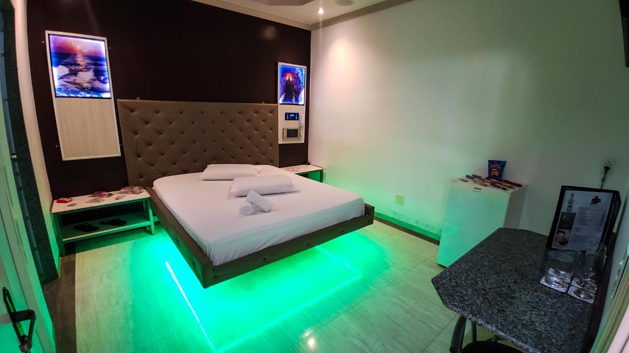 Sp & (adults Only) * Mogi Mirim